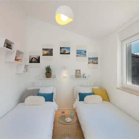 Riva Vacation Home With Private Pool In Istria וילה וודניאן