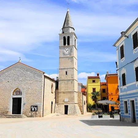 Riva Vacation Home With Private Pool In Istria Villa *