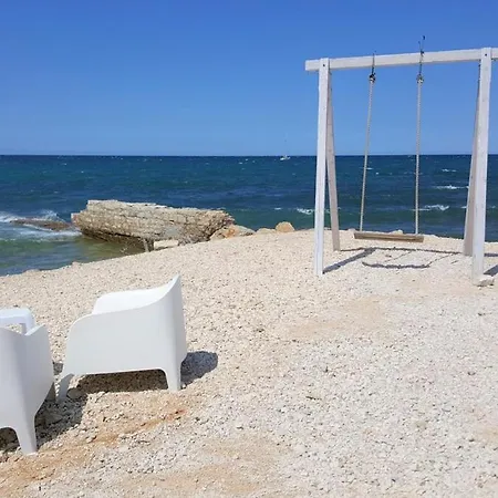 Riva Vacation Home With Private Pool In Istria