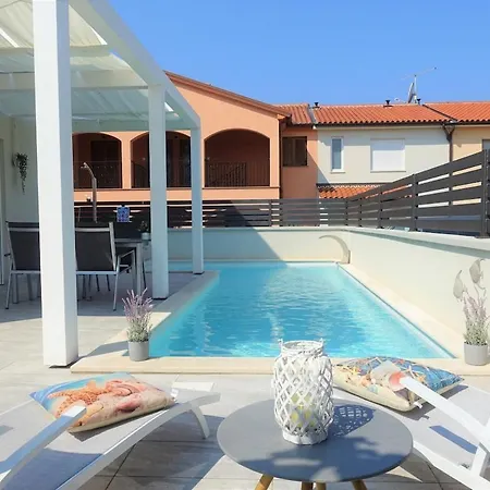 Villa Riva Vacation Home With Private Pool In Istria *